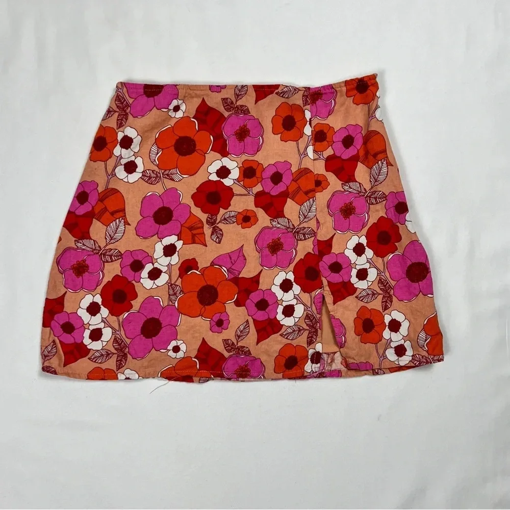 Urban Outfitters Floral Mini Skirt‎